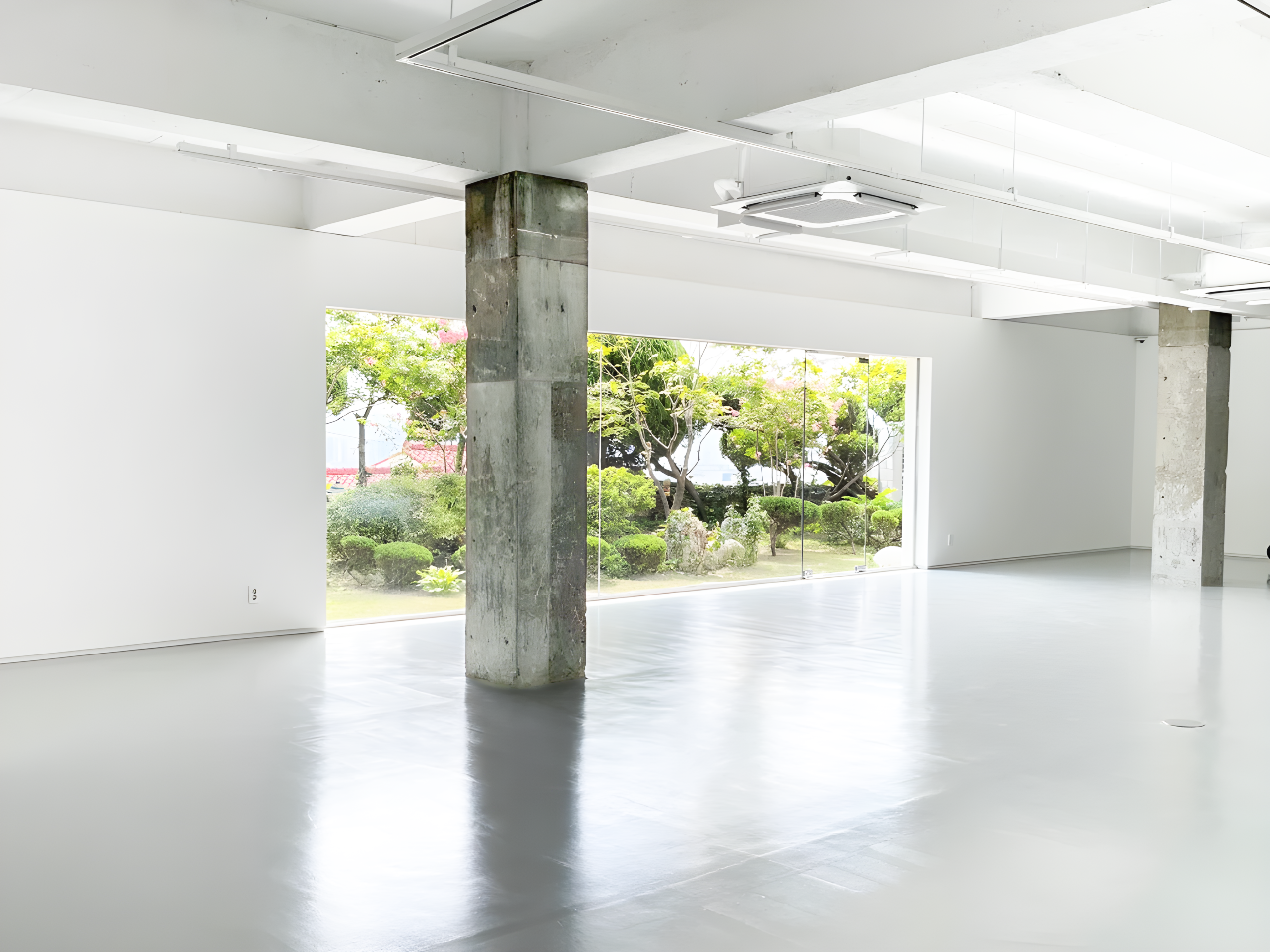 Exhibition - MO BY CAN